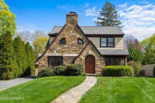 6 Garden Road, Little Silver, NJ 07739