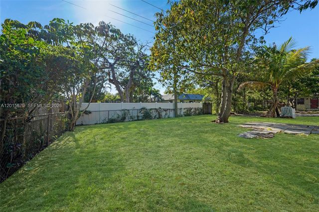 1529 NW 1st Ave, Fort Lauderdale, FL 33311