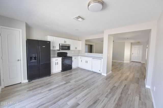 684 W JARDIN Drive, Casa Grande, AZ 85122