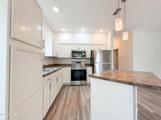 2324 W 16TH Street, Jacksonville, FL 32209