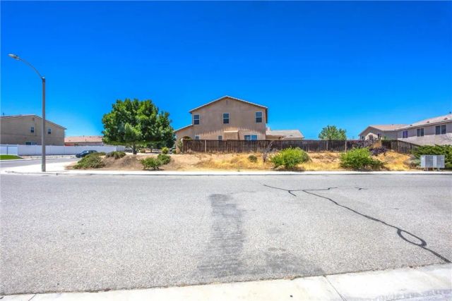 14386 Pleasant Glen Court, Hesperia, CA 92344