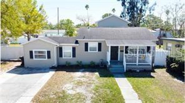 210 83RD AVENUE N, St Petersburg, FL 33702