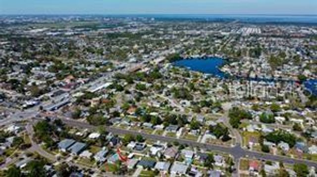 210 83RD AVENUE N, St Petersburg, FL 33702