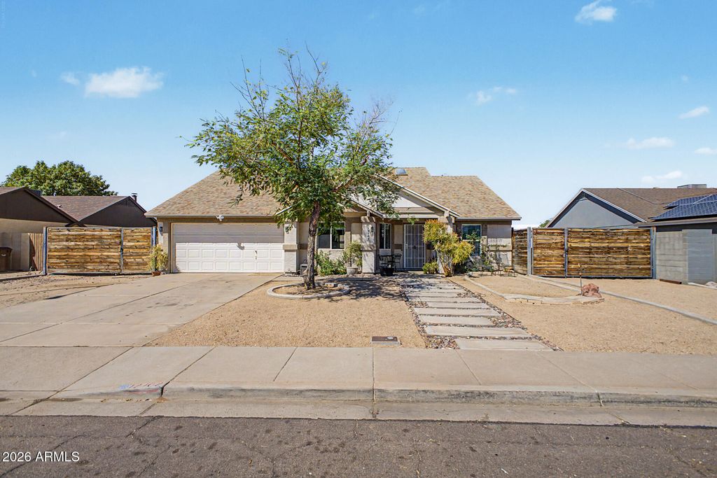 12102 N 79TH Avenue, Peoria, AZ 85345 — exterior