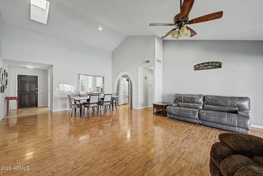 12102 N 79TH Avenue, Peoria, AZ 85345 — photo 5