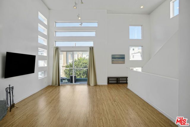 120 Fleet Street A, Marina Del Rey, CA 90292