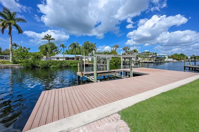 6912 7TH AVENUE BOULEVARD NW, Bradenton, FL 34209