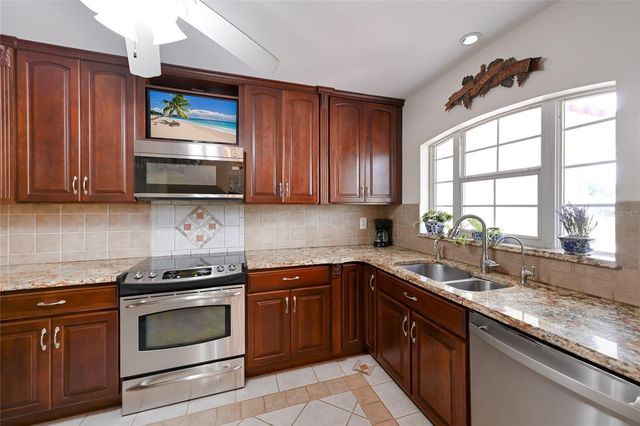 6912 7TH AVENUE BOULEVARD NW, Bradenton, FL 34209