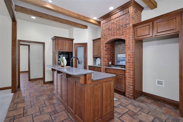 6205 Valley Ridge Drive, Edmond, OK 73034