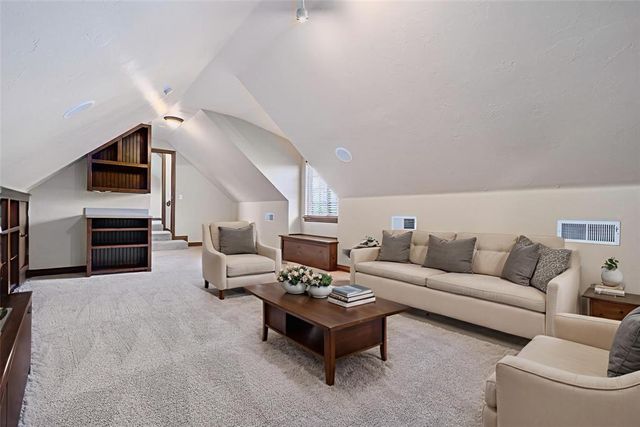 6205 Valley Ridge Drive, Edmond, OK 73034