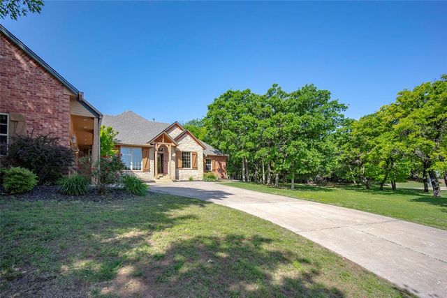 6205 Valley Ridge Drive, Edmond, OK 73034