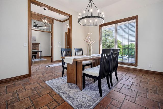 6205 Valley Ridge Drive, Edmond, OK 73034
