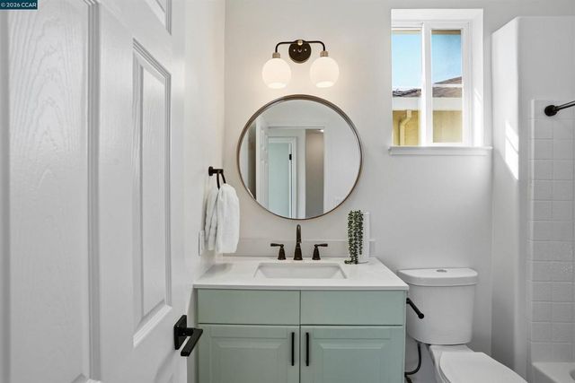 1 1 Avocet Ct, Alameda, CA 94501