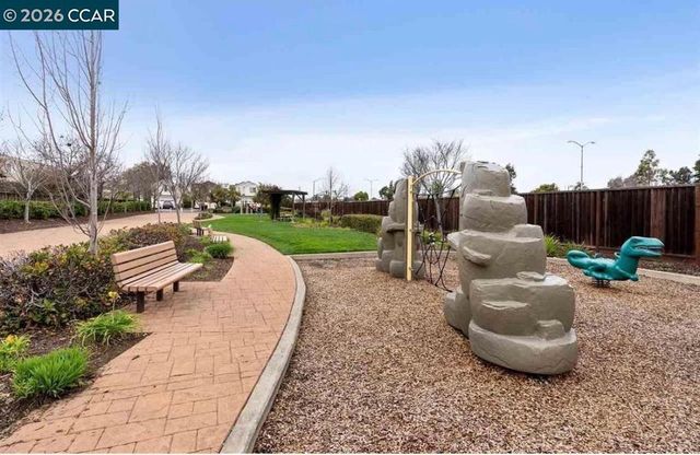 1 1 Avocet Ct, Alameda, CA 94501