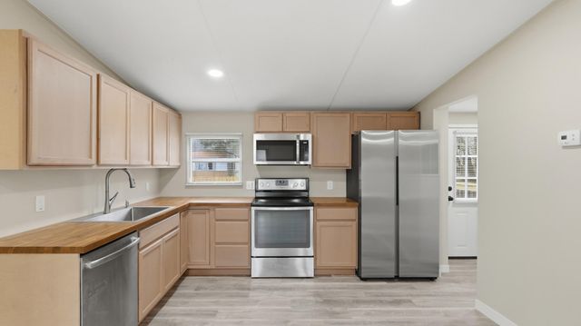 9165 Dallas Hollow Road, Soddy Daisy, TN 37379