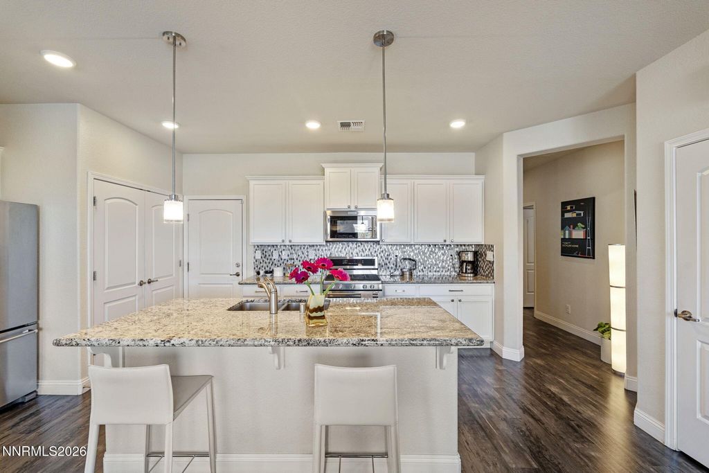 Image 2 of property listing at 2013 Harmony Valley Way, Reno, NV 89521