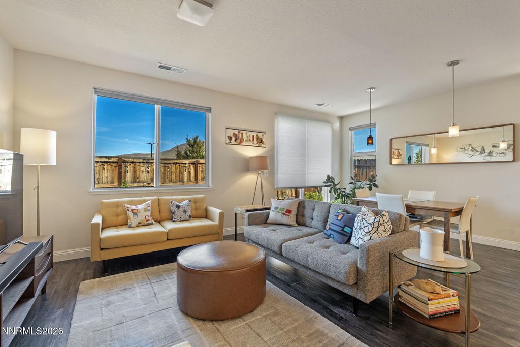 Image 9 of property listing at 2013 Harmony Valley Way, Reno, NV 89521