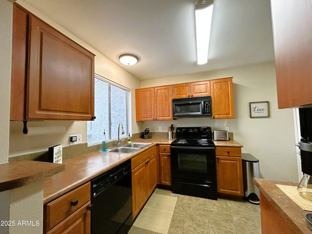 10055 E MOUNTAINVIEW LAKE Drive 2059, Scottsdale, AZ 85258