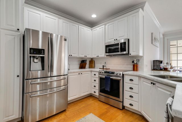 188 Paradise Circle, Jupiter, FL 33458