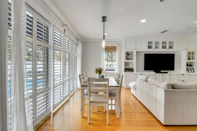 188 Paradise Circle, Jupiter, FL 33458