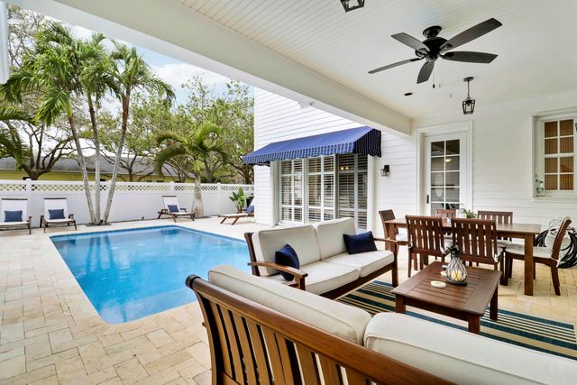 188 Paradise Circle, Jupiter, FL 33458