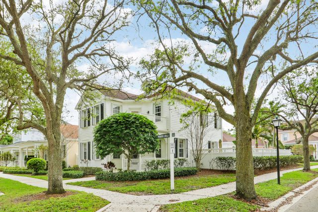 188 Paradise Circle, Jupiter, FL 33458