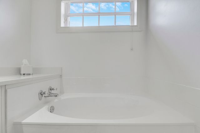 188 Paradise Circle, Jupiter, FL 33458