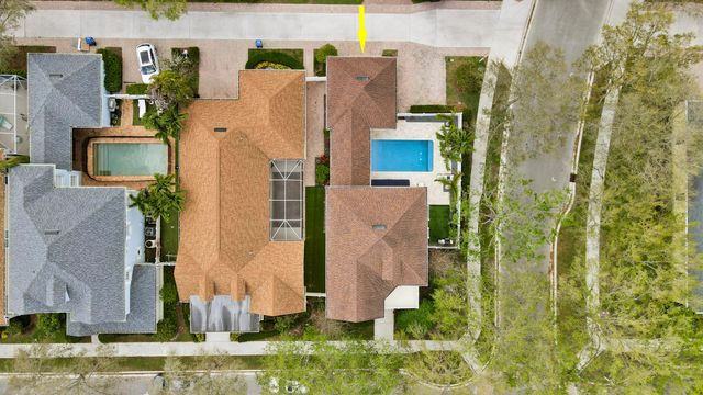 188 Paradise Circle, Jupiter, FL 33458