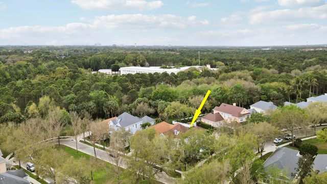 188 Paradise Circle, Jupiter, FL 33458
