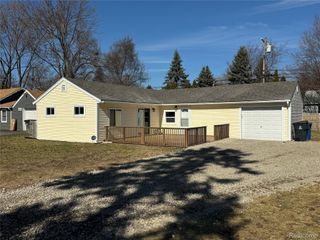 35230 Lewis Street, Westland, MI 48185