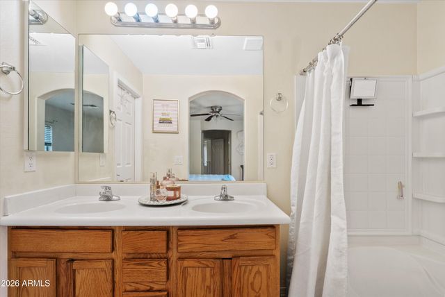 4618 E LAUREL Court, Gilbert, AZ 85234