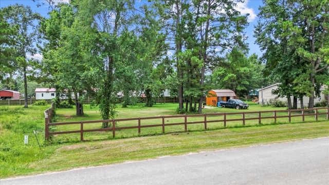 21658 County Road 3749d, Cleveland, TX 77327