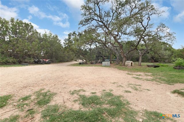 411 Private Road 3447, Kempner, TX 76539