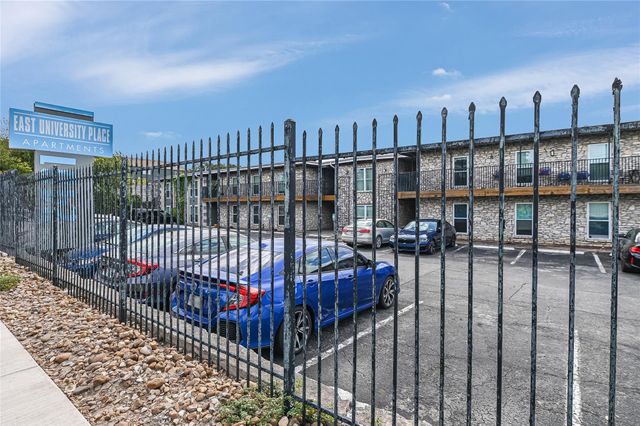 2401 Manor RD 131, Austin, TX 78722