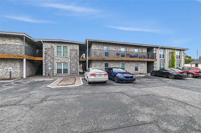 2401 Manor RD 131, Austin, TX 78722