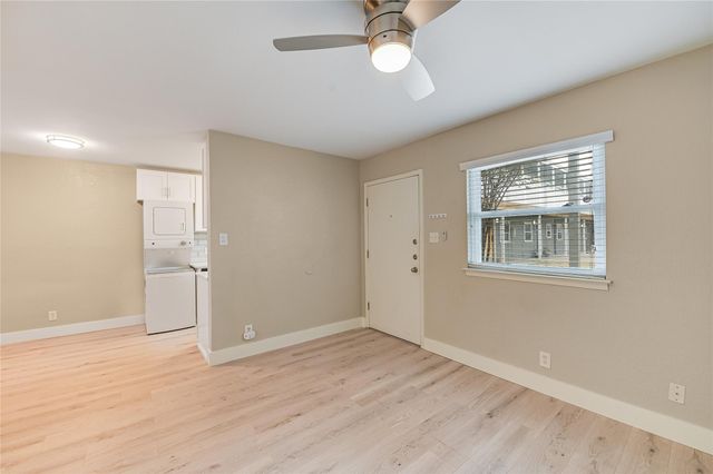 2401 Manor RD 131, Austin, TX 78722