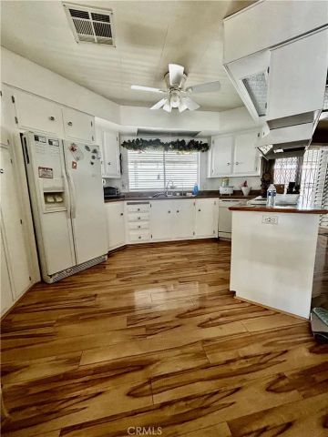 725 W Thornton Ave 161, Hemet, CA 92543