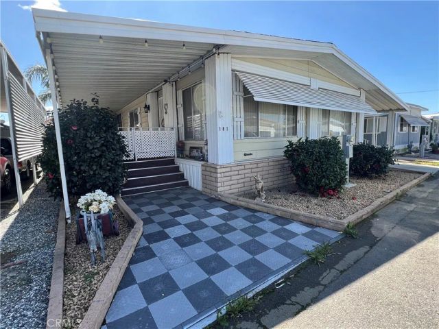 725 W Thornton Ave 161, Hemet, CA 92543