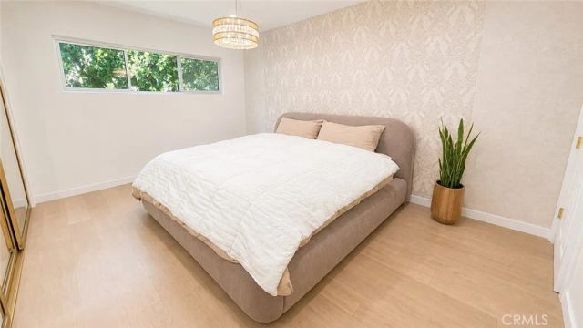 1233 N Laurel 211, West Hollywood, CA 90046