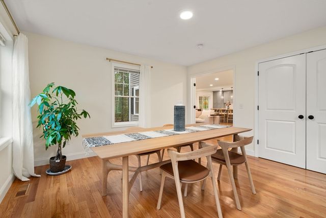 97 Batchelder Rd, Reading, MA 01867