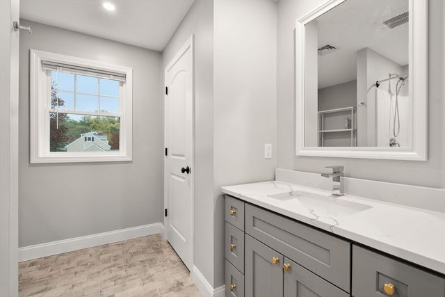 97 Batchelder Rd, Reading, MA 01867