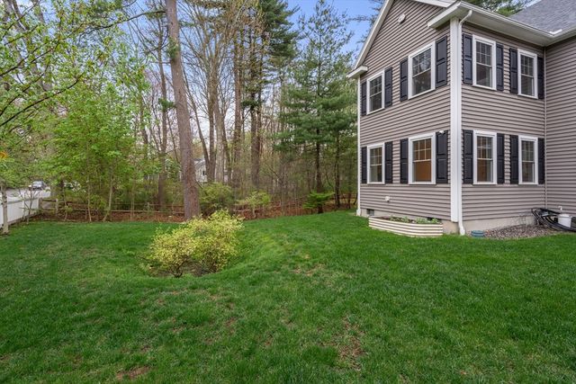 97 Batchelder Rd, Reading, MA 01867
