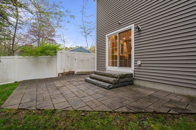 97 Batchelder Rd, Reading, MA 01867