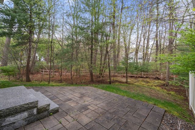 97 Batchelder Rd, Reading, MA 01867