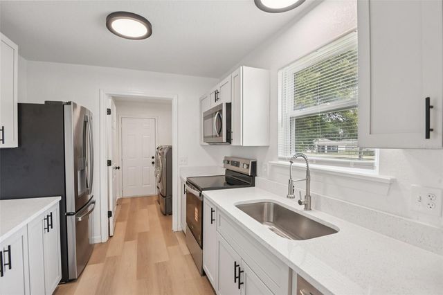 505 PETTEWAY DRIVE, Lakeland, FL 33805