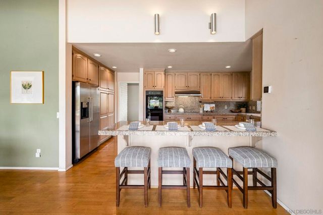 2357 Royal Crest, Escondido, CA 92025