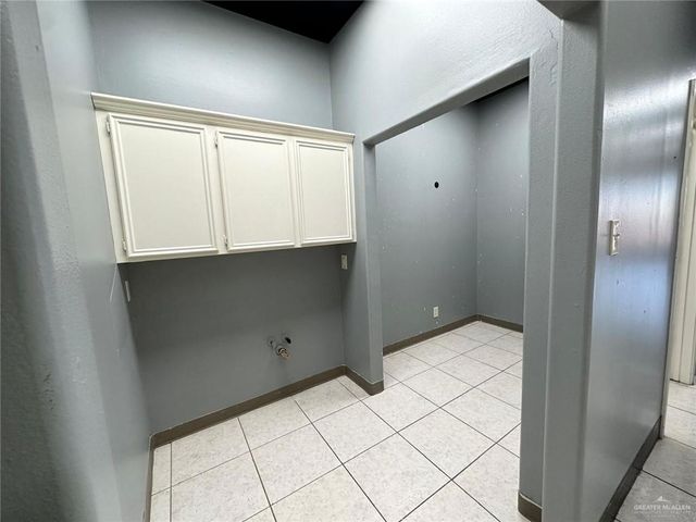 1605 E Griffin Parkway C, Mission, TX 78572