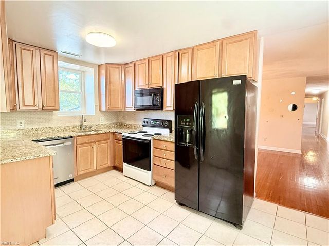 1915 Colonial Ave Apt 3, Norfolk, VA 23517