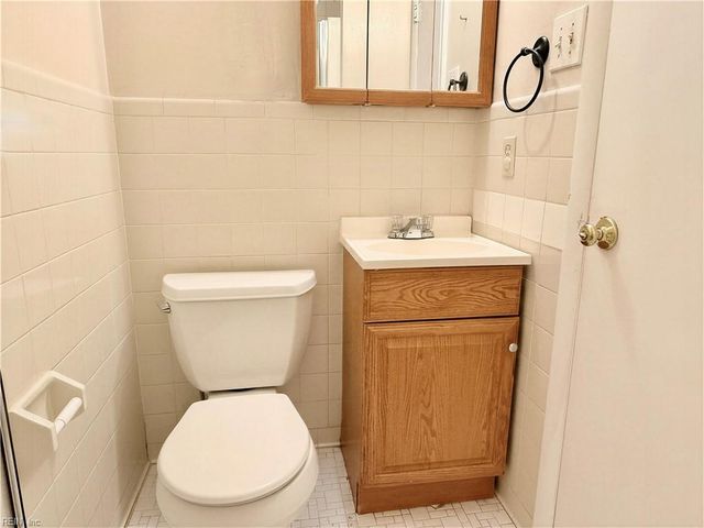 1915 Colonial Ave Apt 3, Norfolk, VA 23517