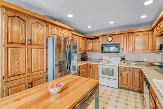 23093 Roosevelt Beach Lane, Detroit Lakes, MN 56501